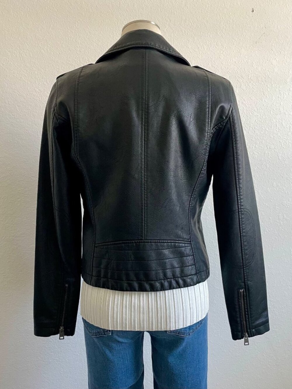 Levi’s Black Faux Leather Moto Jacket Black Size Medium - Picture 8 of 15